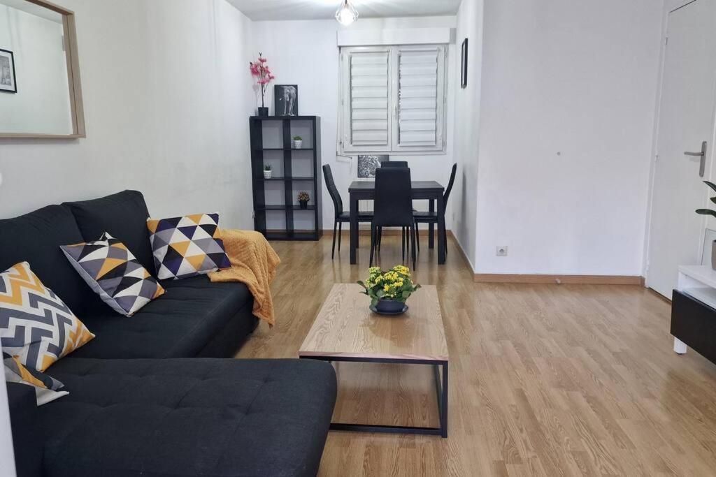 Appart Cosy & Spacieux-Metro7 Louis-Aragon+Parking Apartment Vitry-sur-Seine Exterior photo
